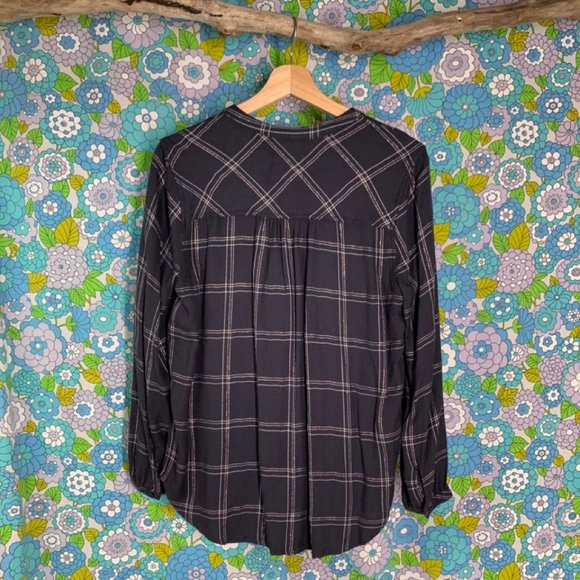 Rails Eloise Shirt with Metallic Grid Pattern Size:S - Picture 3 of 8